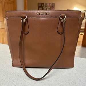 Micheal Kors Tote bag